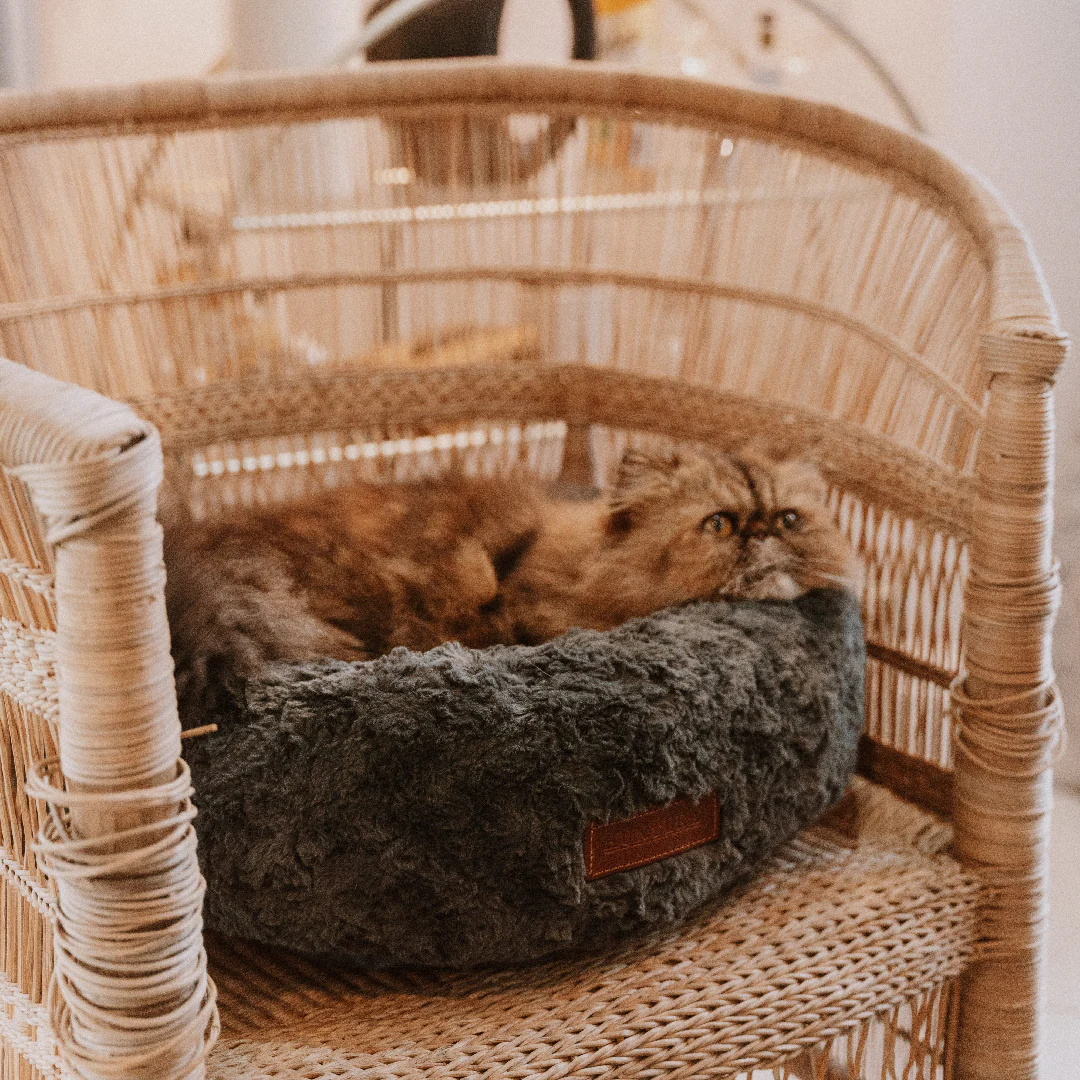 Huntlea Calming Kuddler Round Dog & Cat Bed - Image 5