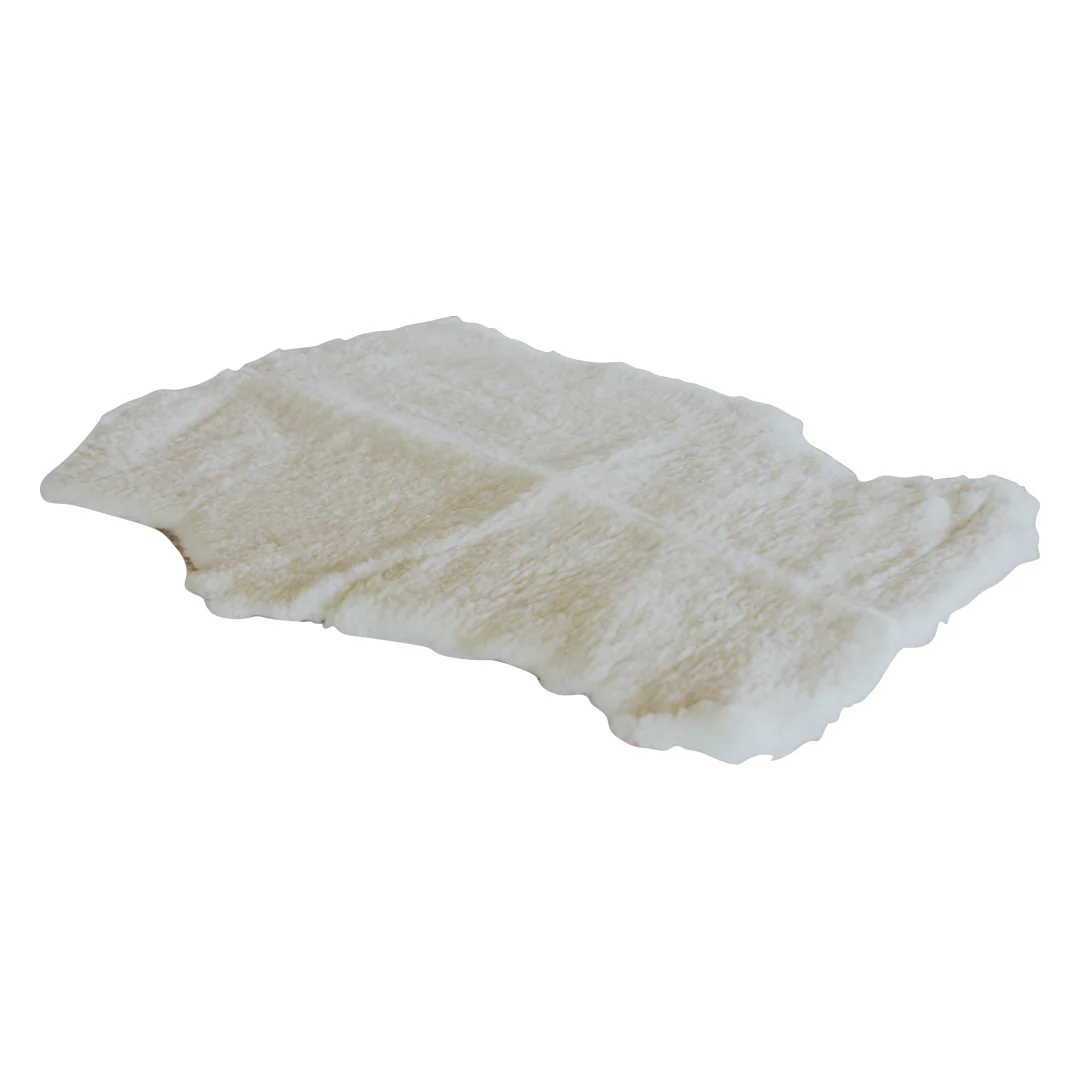 Huntlea Genuine Sheep Skin Dog Rug - Image 2